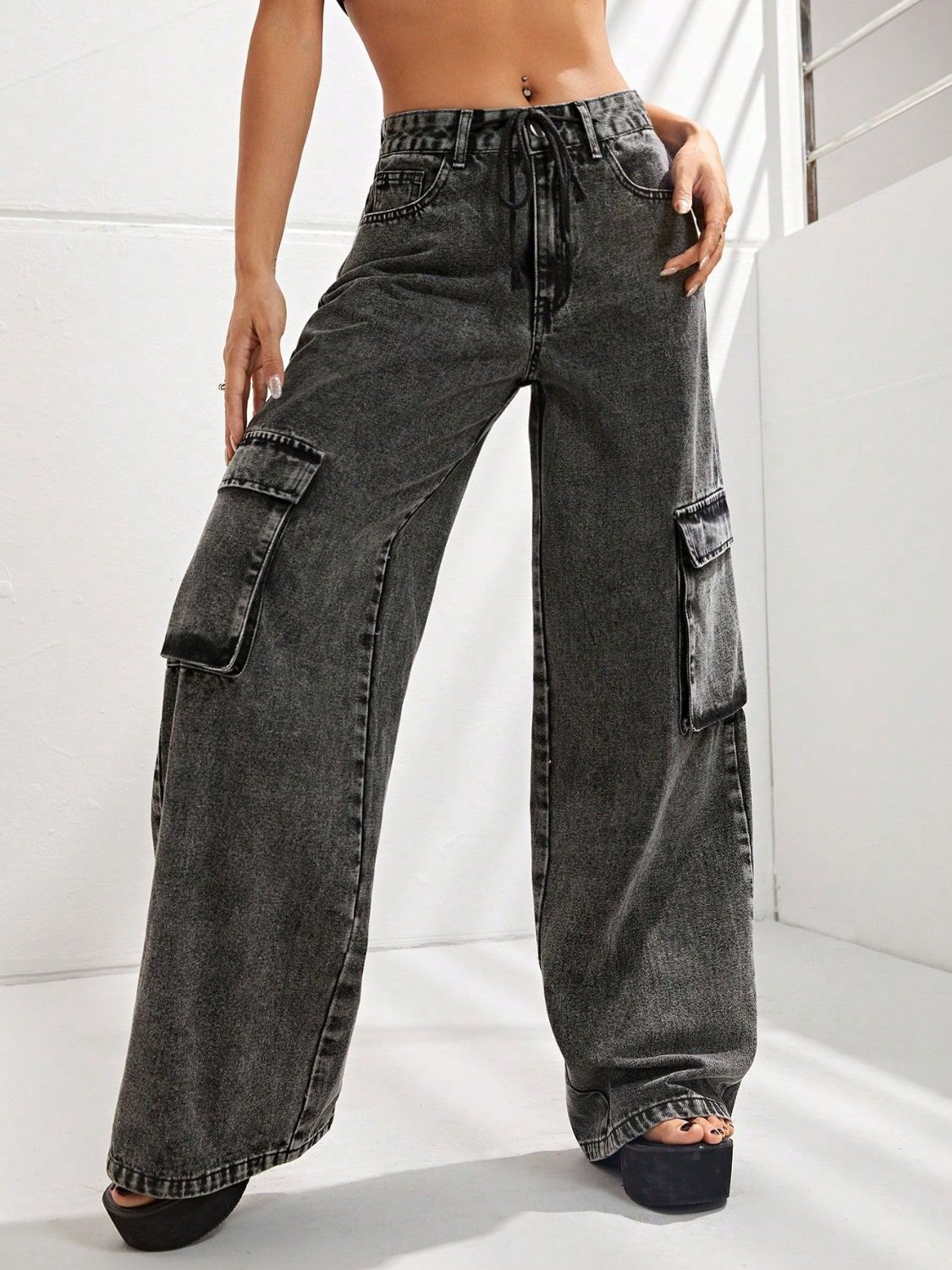 Wide Leg Jeans with Pockets