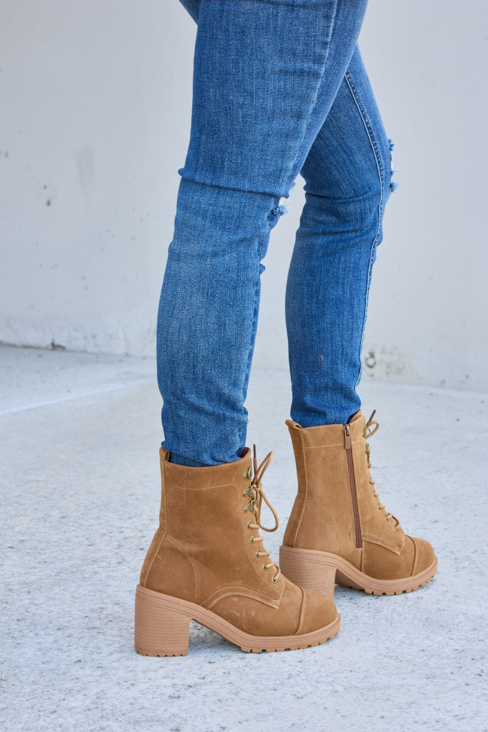 Forever Link Lace-Up Zipper Detail Block Heel Boots – Rovexi